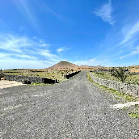 Bonita Casa Rural En Finca Con Vista A Volcan En Tahice, Lanzarote * Tahiche