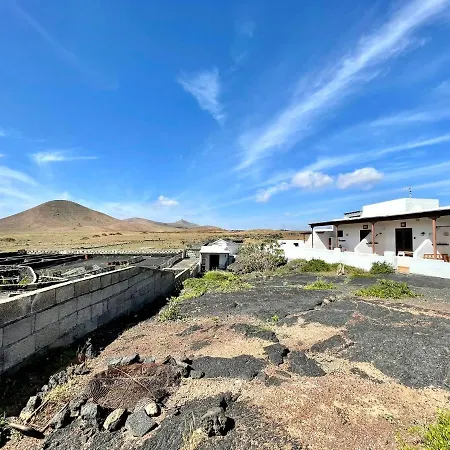 Bonita Casa Rural En Finca Con Vista A Volcan En Tahice, Lanzarote Tahiche